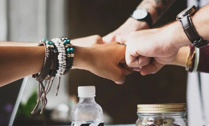 赴美开公司必看！LLC与C-Corp税务对比及适用场景全解析